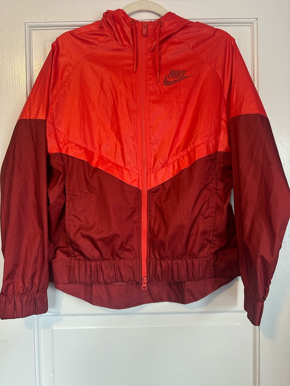 Nike Windrunner Jacket Men's M Orange Maroon Ombré Color